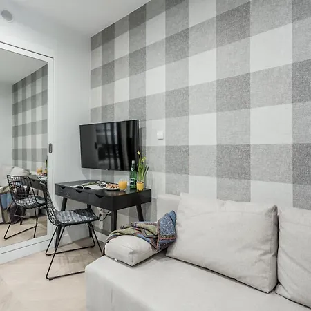 Deo Plaza Luksusowe Z Widokiem Na Motlawe By Renters غدانسك