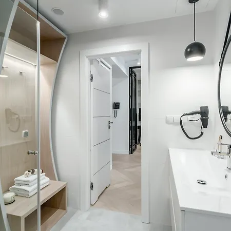 Deo Plaza Luksusowe Z Widokiem Na Motlawe By Renters Gdansk
