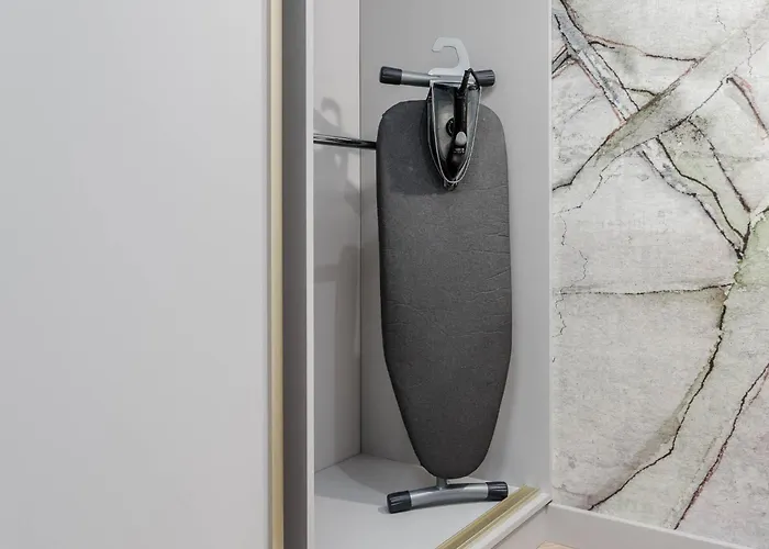 Deo Plaza By Rent Like Apartment *